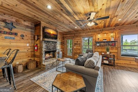 300 Cloudland Epworth GA 30541