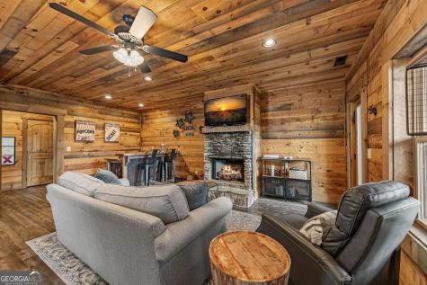 300 Cloudland Epworth GA 30541