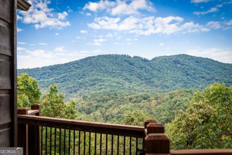 300 Cloudland Epworth GA 30541