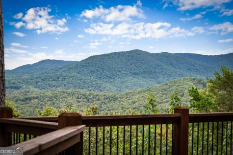 300 Cloudland Epworth GA 30541