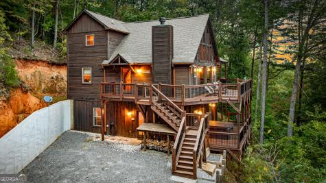 300 Cloudland Epworth GA 30541