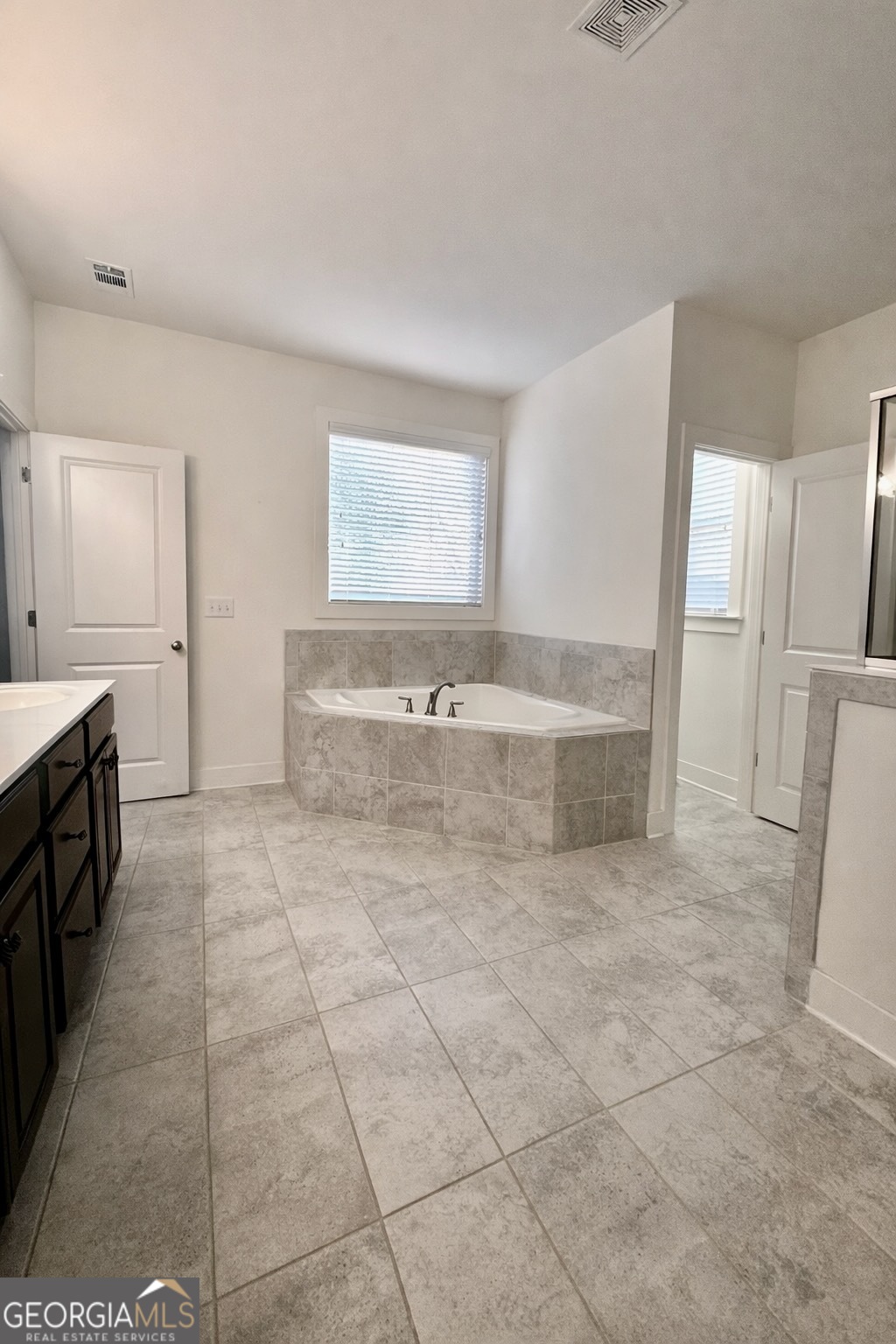 1207 Halletts Peak Place Lawrenceville GA 30044