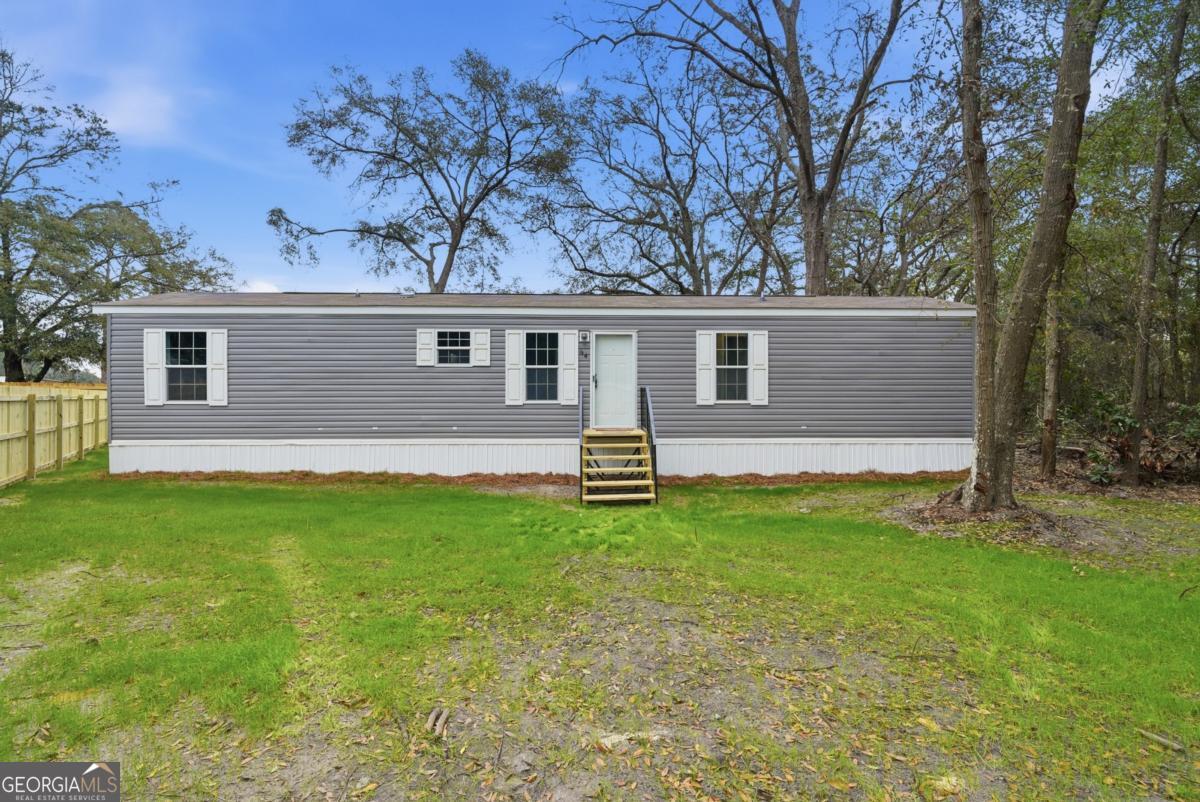 94 Thrasher Lane E Jesup GA 31545