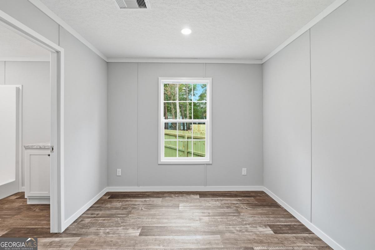 94 Thrasher Lane E Jesup GA 31545