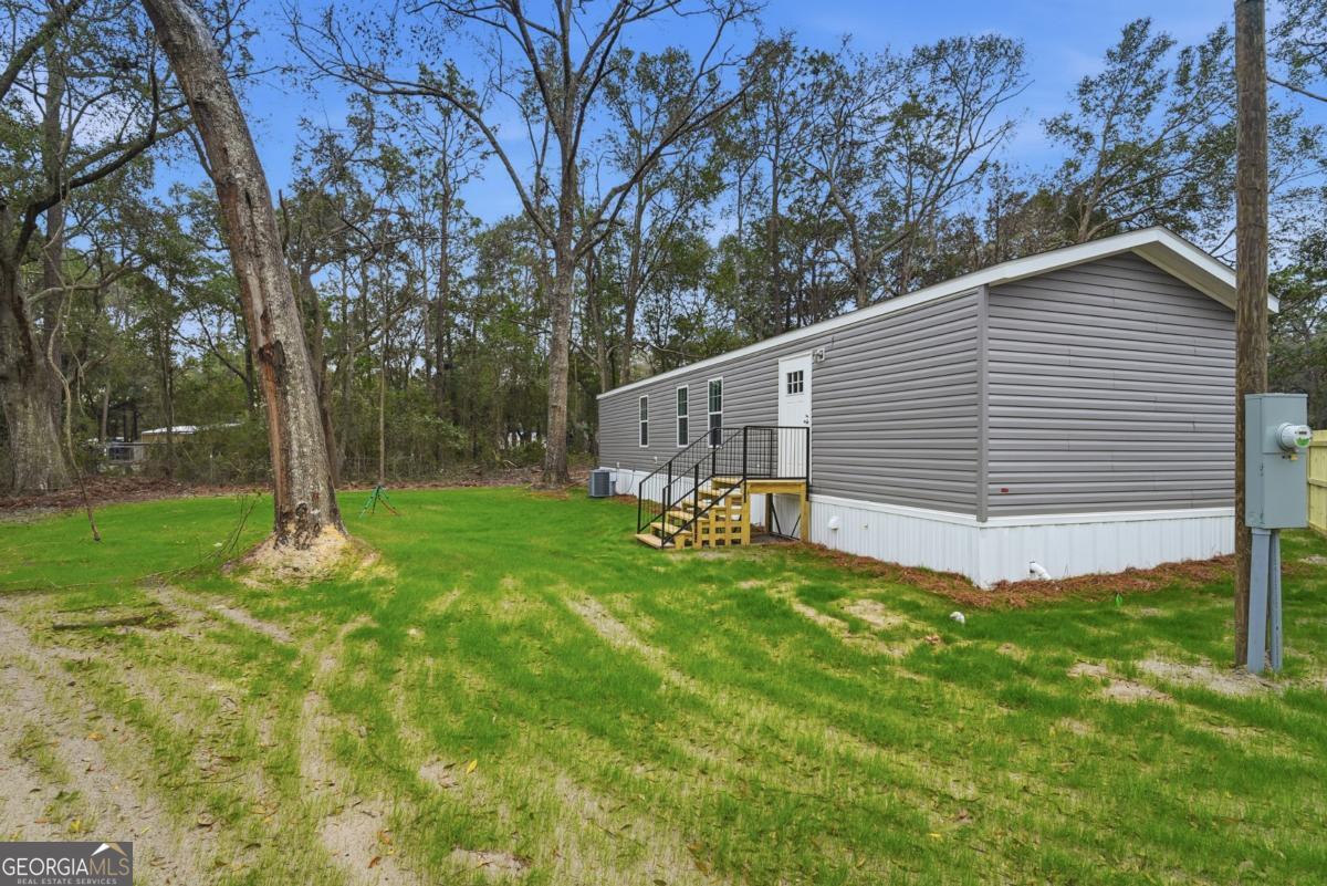 94 Thrasher Lane E Jesup GA 31545