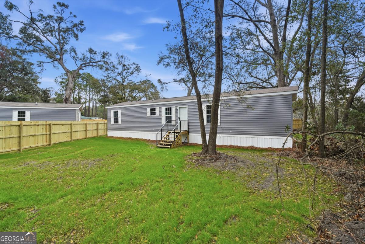 94 Thrasher Lane E Jesup GA 31545