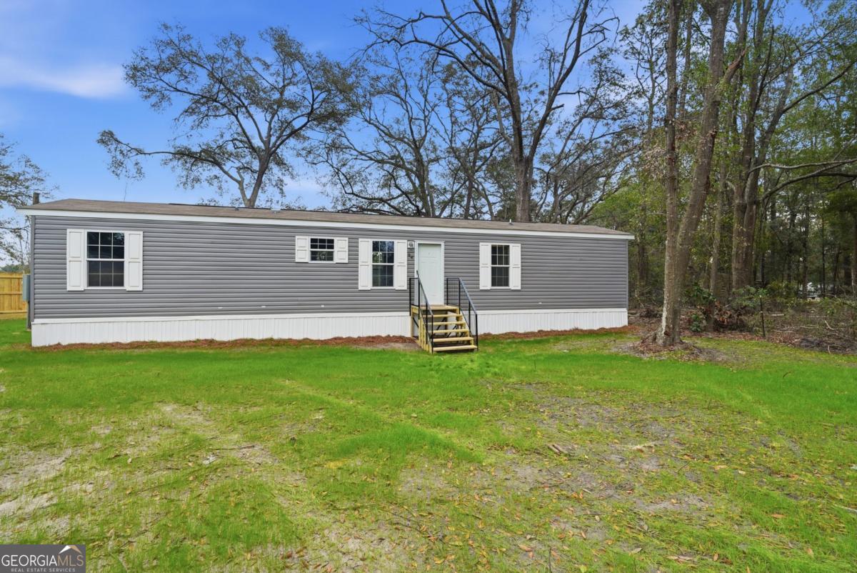 94 Thrasher Lane E Jesup GA 31545