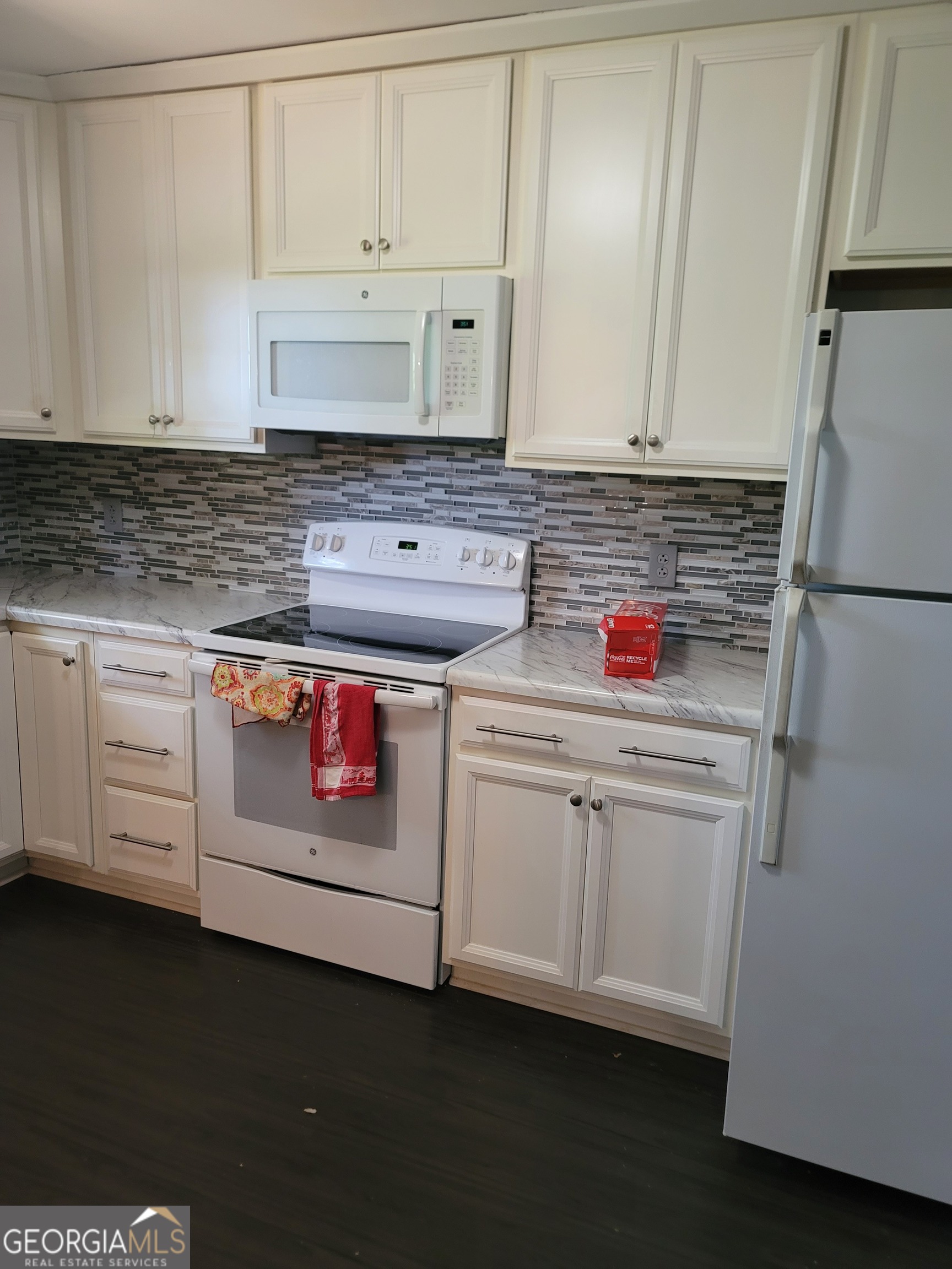 2212 Colonial Circle Gainesville GA 30501