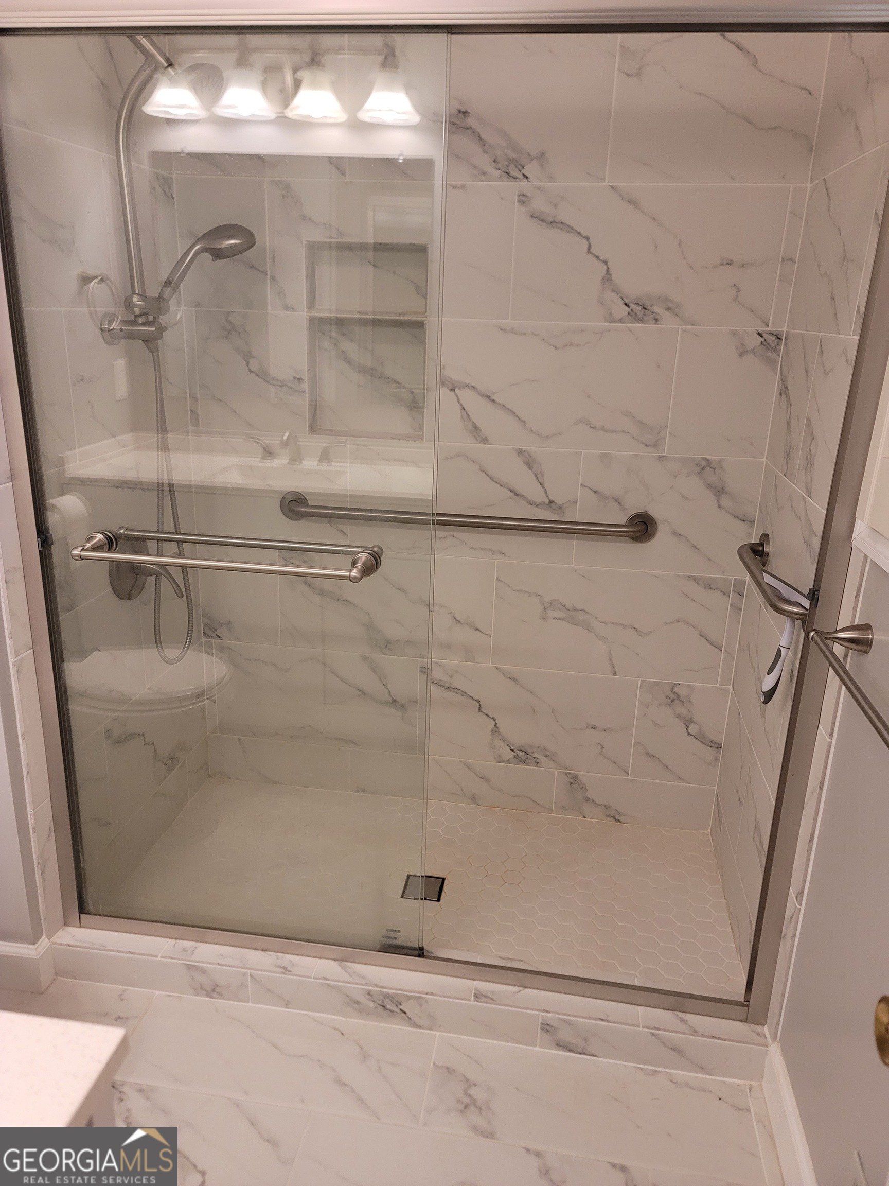 2212 Colonial Circle Gainesville GA 30501