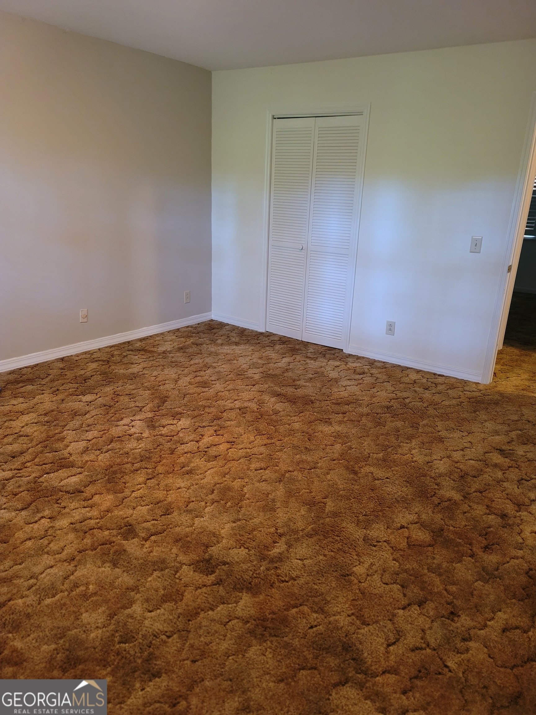 2212 Colonial Circle Gainesville GA 30501