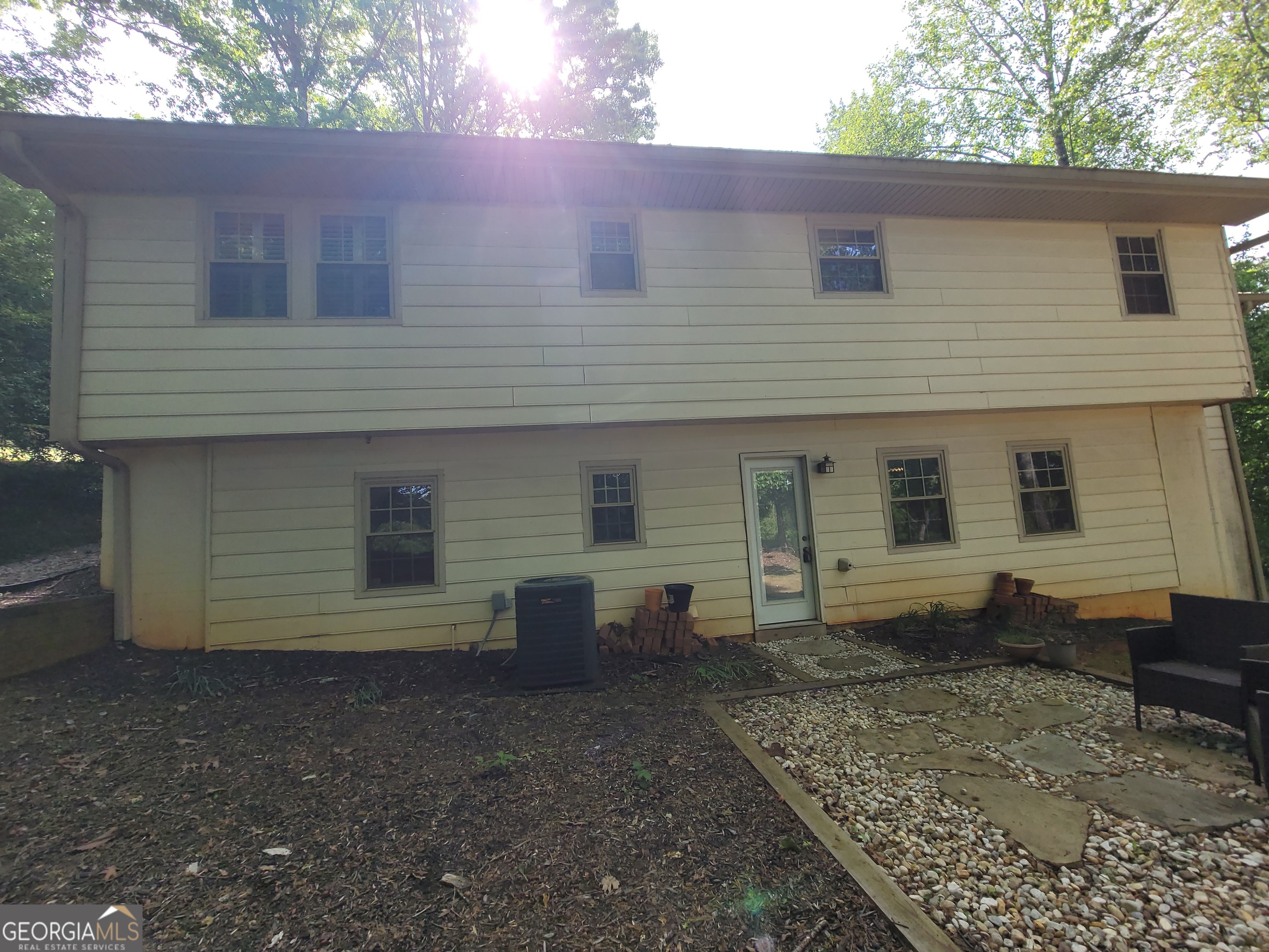 2212 Colonial Circle Gainesville GA 30501