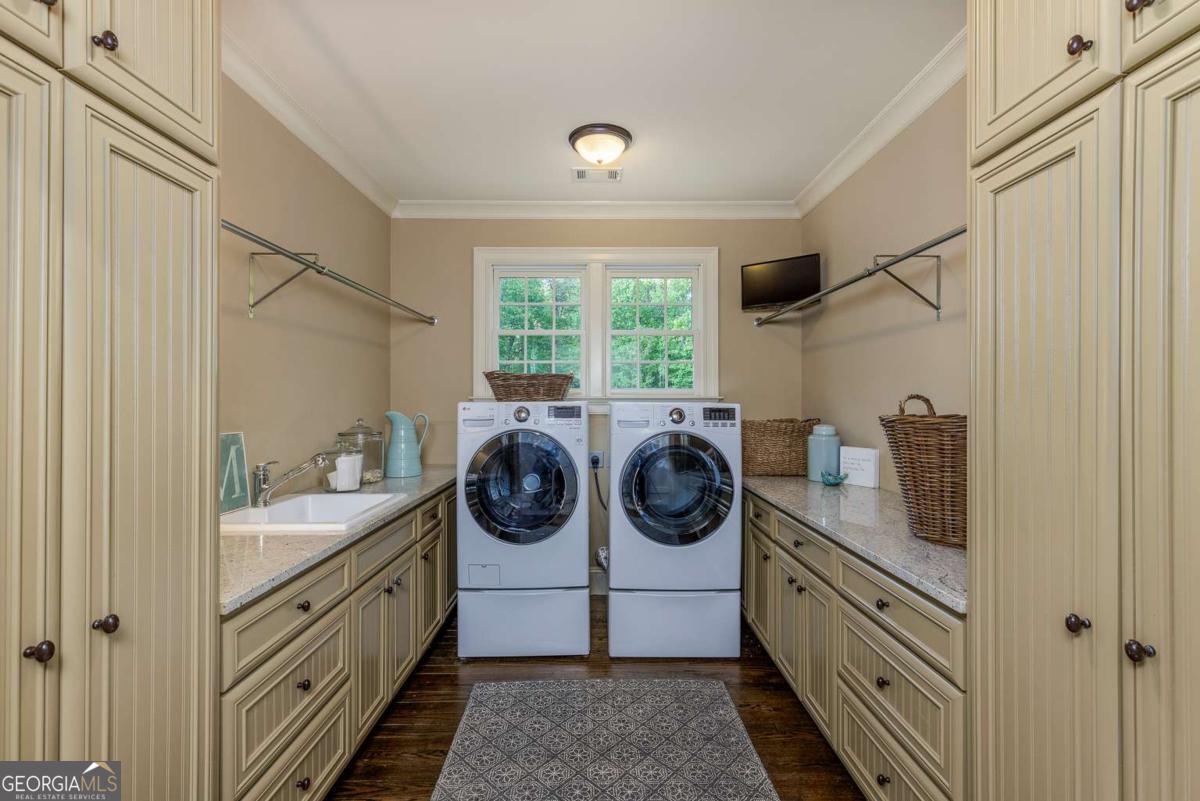 4945 Candacraig Johns Creek GA 30022
