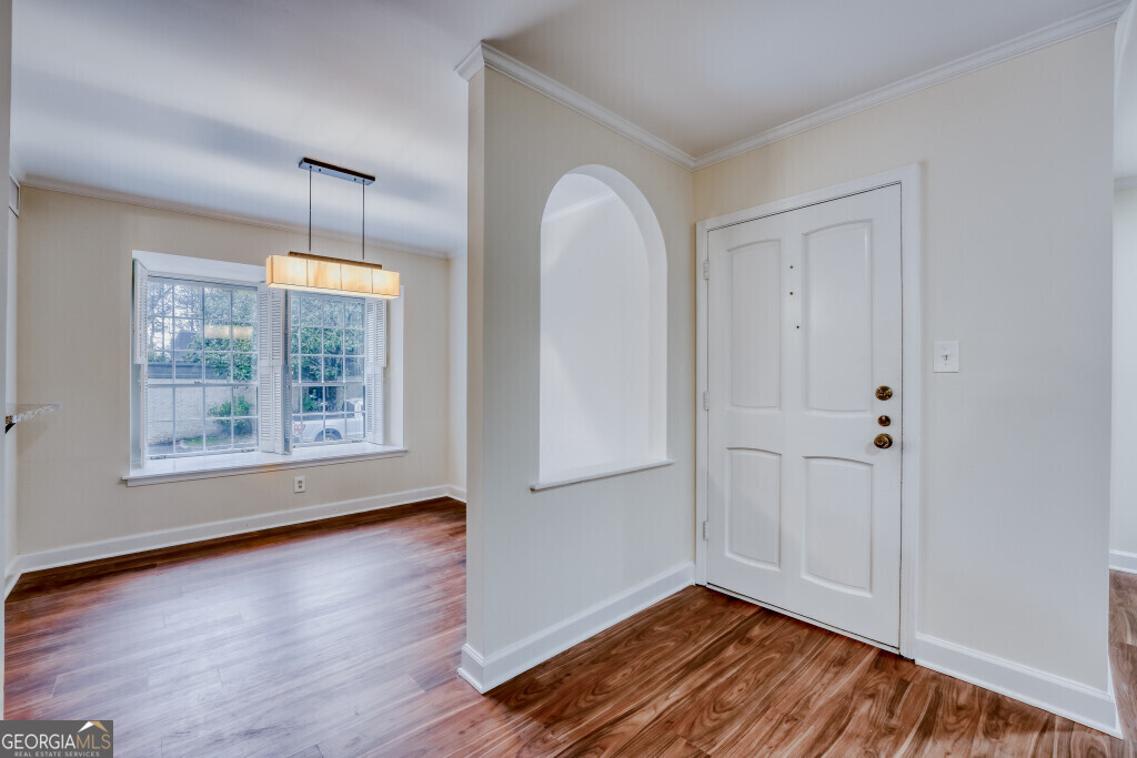 134 Woodmere Square NW Atlanta GA 30327