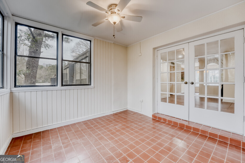 134 Woodmere Square NW Atlanta GA 30327