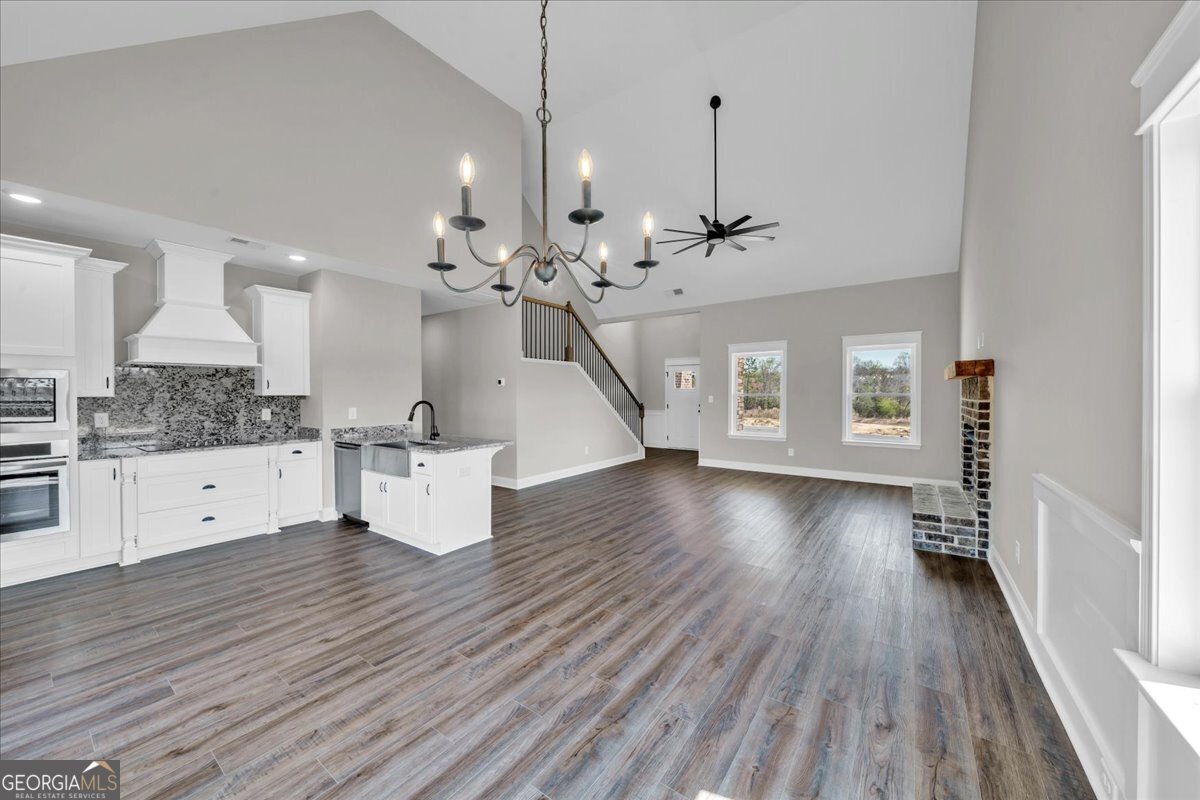 426 Burlington Drive Lizella GA 31052