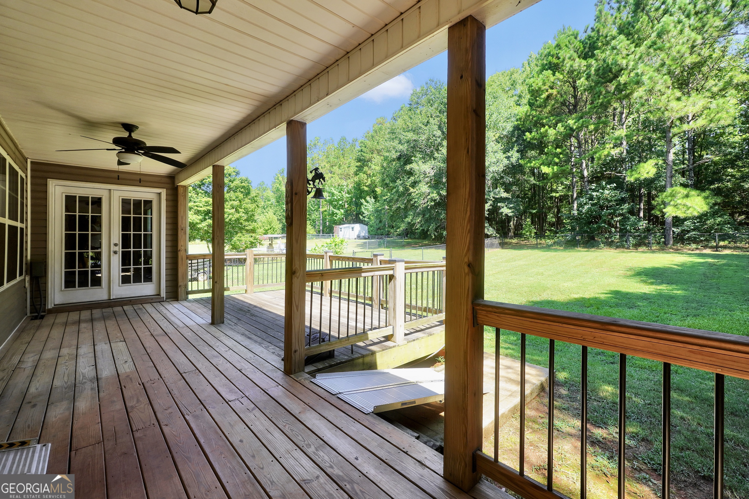 1128 Meadowview Drive Jackson GA 30233