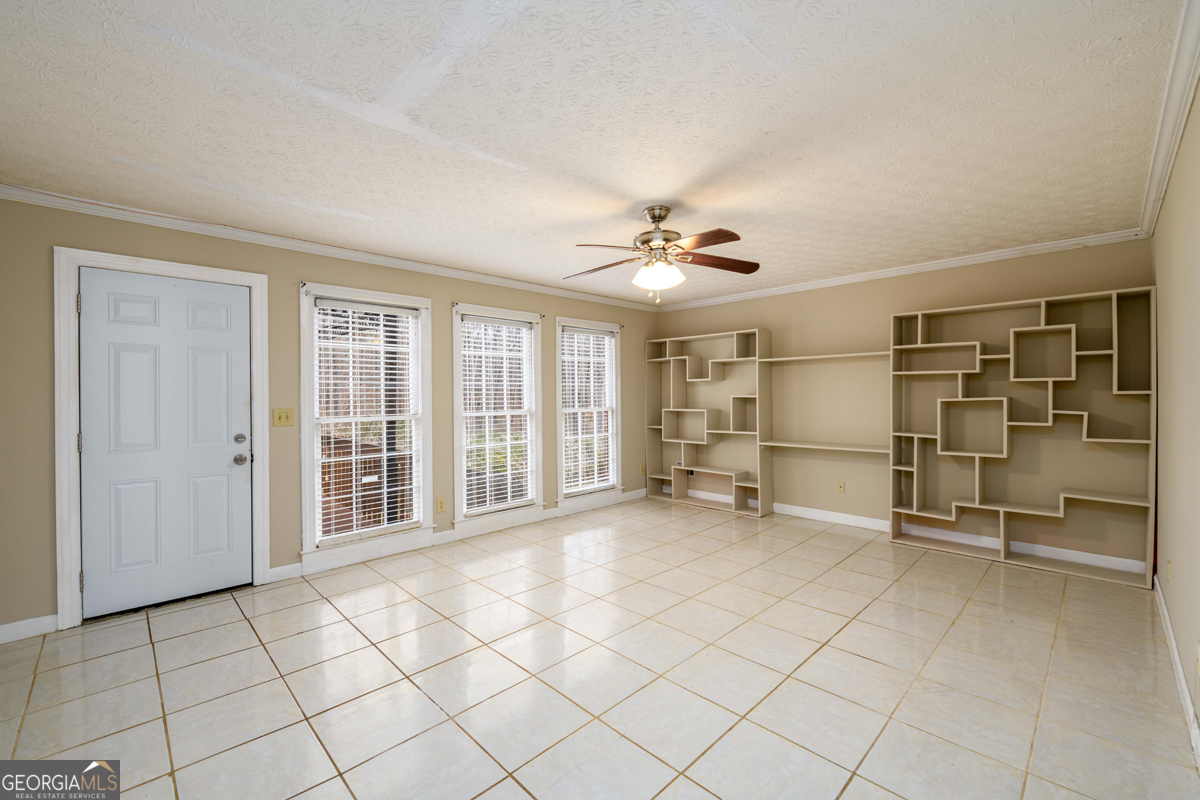 6420 Phillips Place Lithonia GA 30058