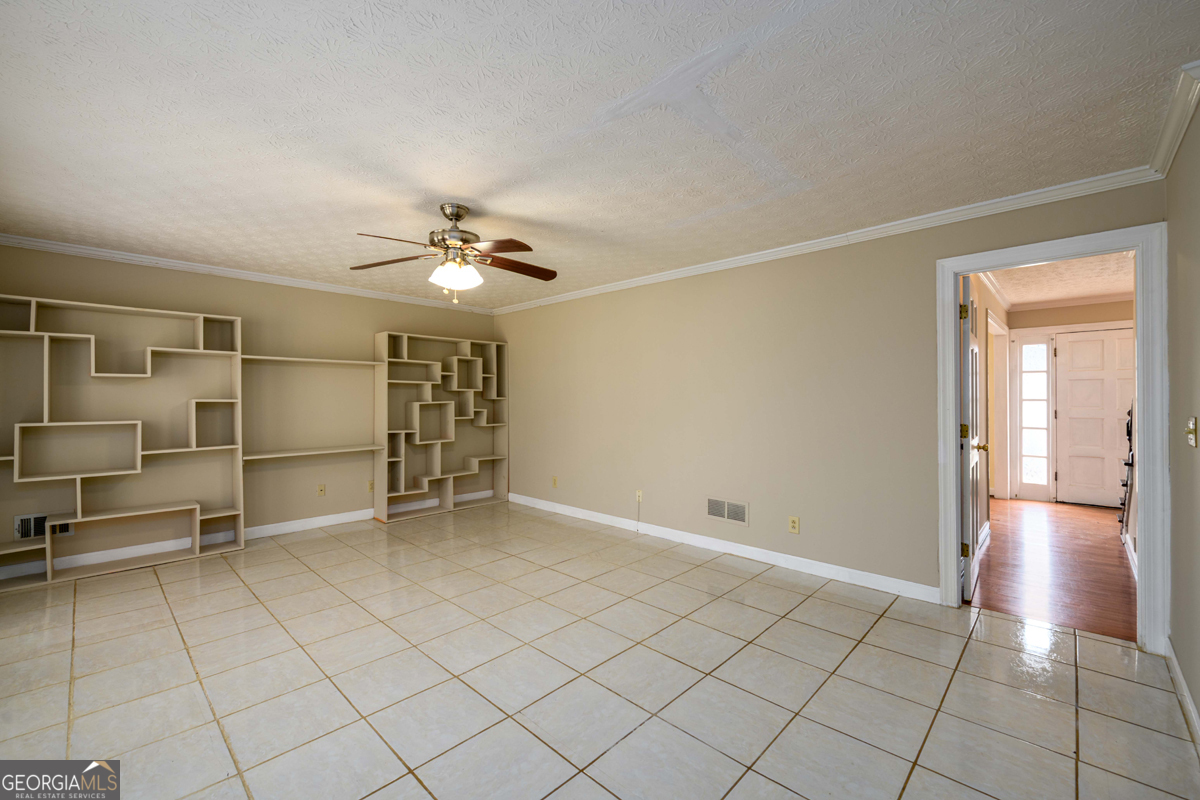 6420 Phillips Place Lithonia GA 30058