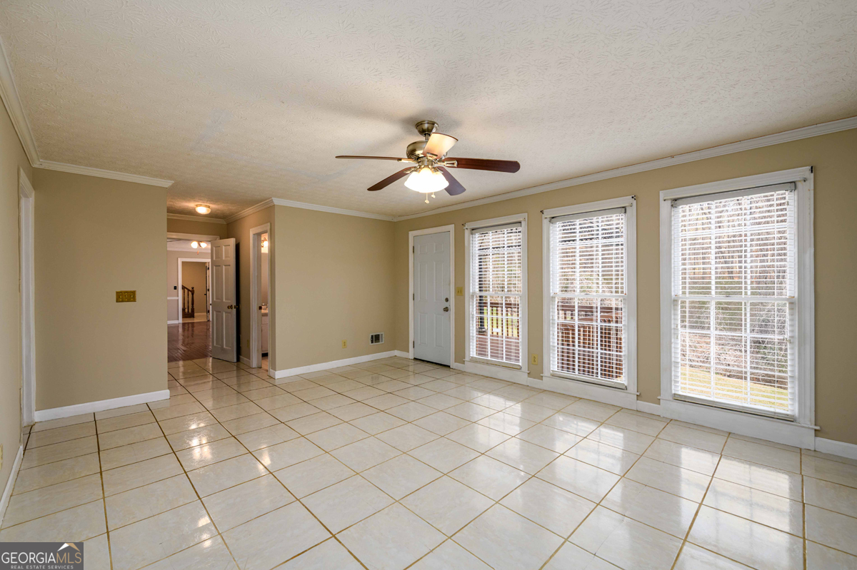 6420 Phillips Place Lithonia GA 30058