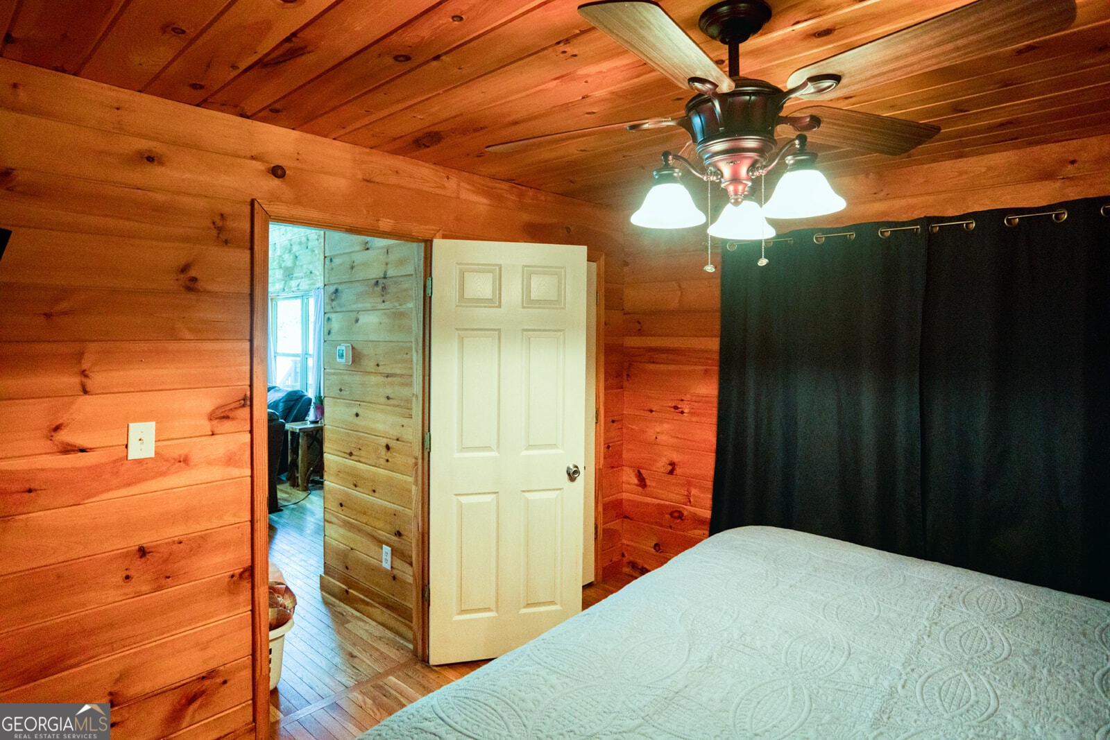181 Henry Street Cleveland GA 30528