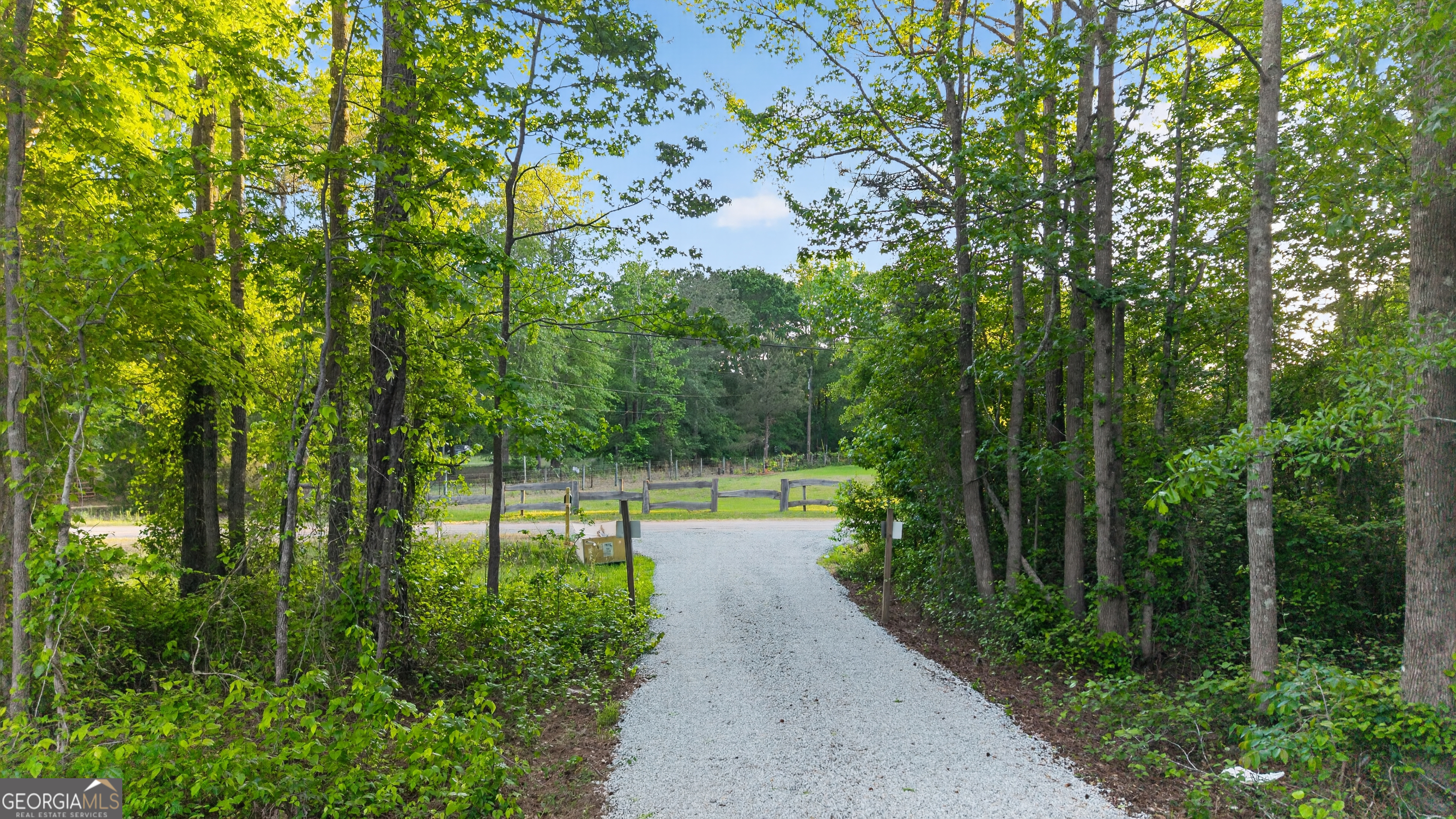 166 Midway Road Barnesville GA 30204