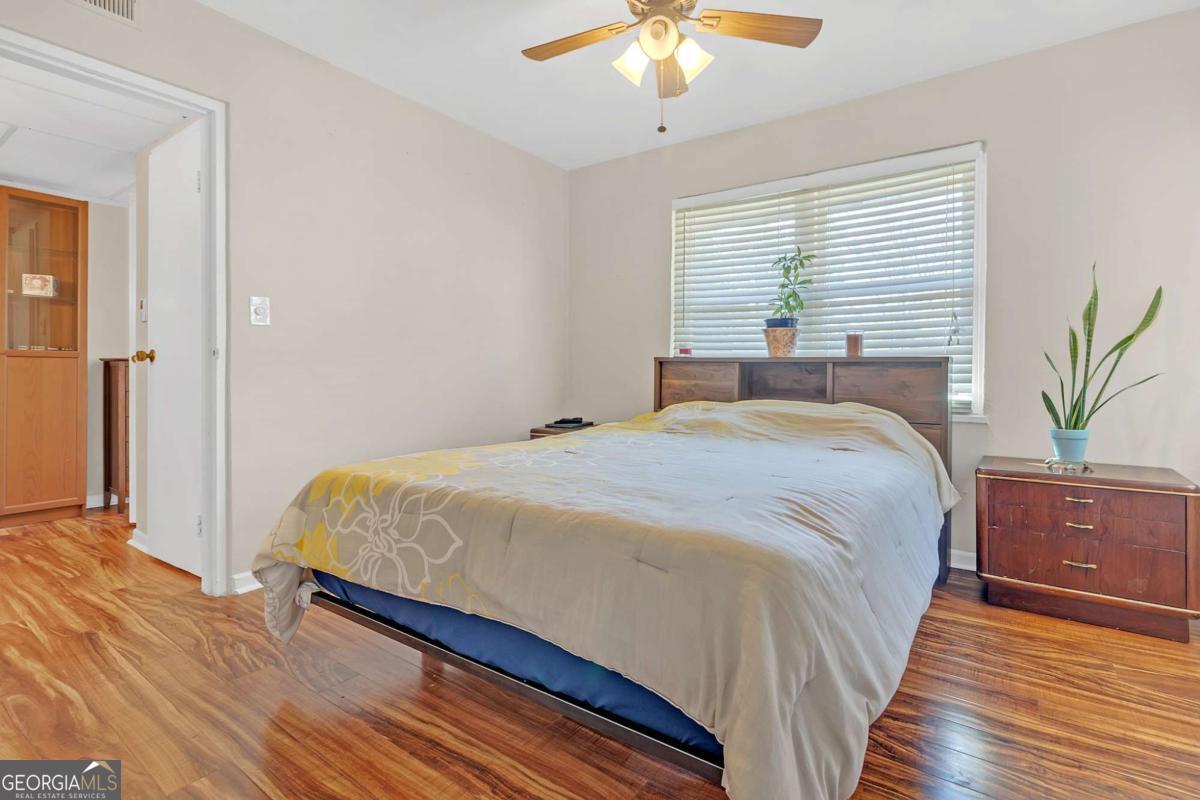 276 Lakemoore Drive NE Atlanta GA 30342