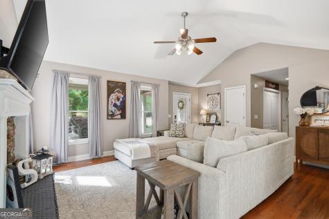 93 Horseshoe Bend Jasper GA 30143