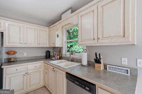 93 Horseshoe Bend Jasper GA 30143