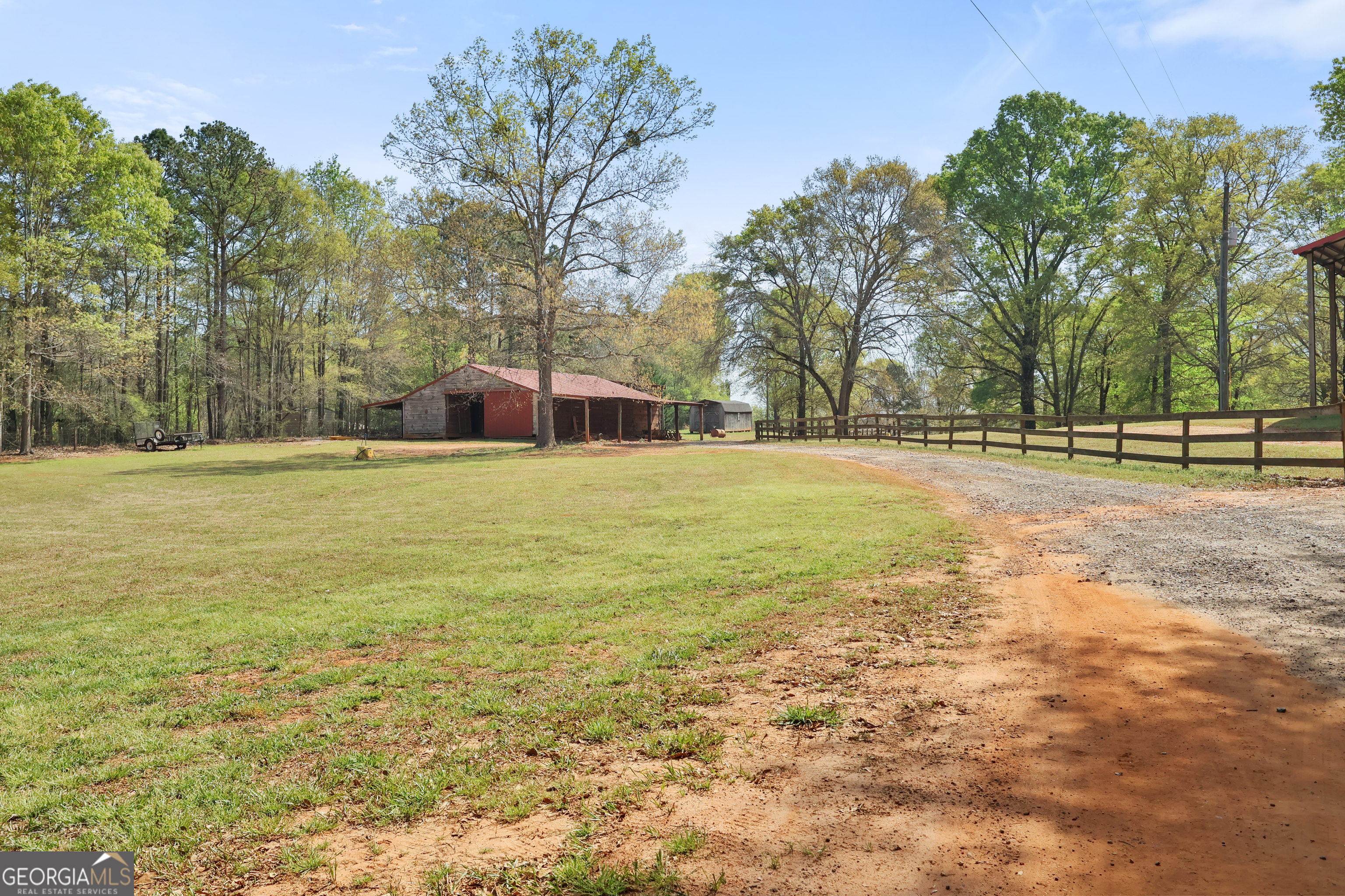 198 Higgins Road Flovilla GA 30216