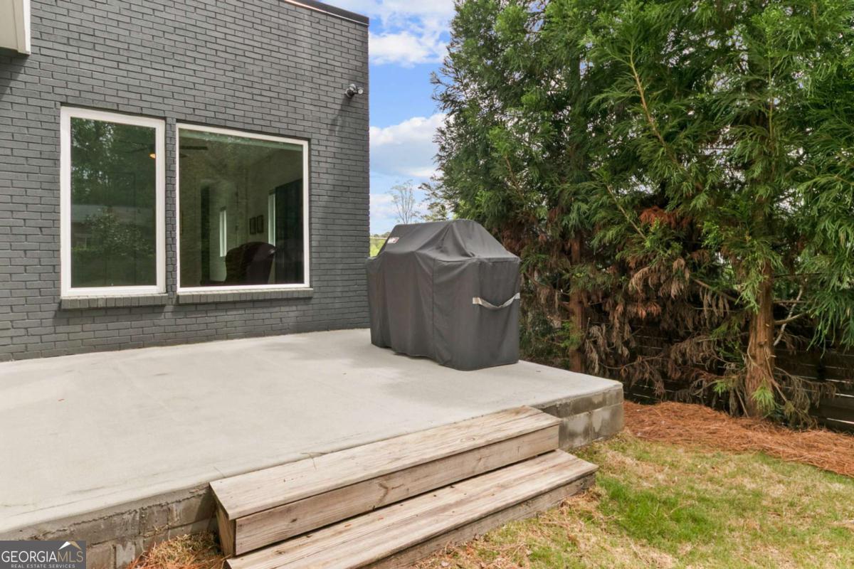2264 Oakawana Drive Atlanta GA 30345