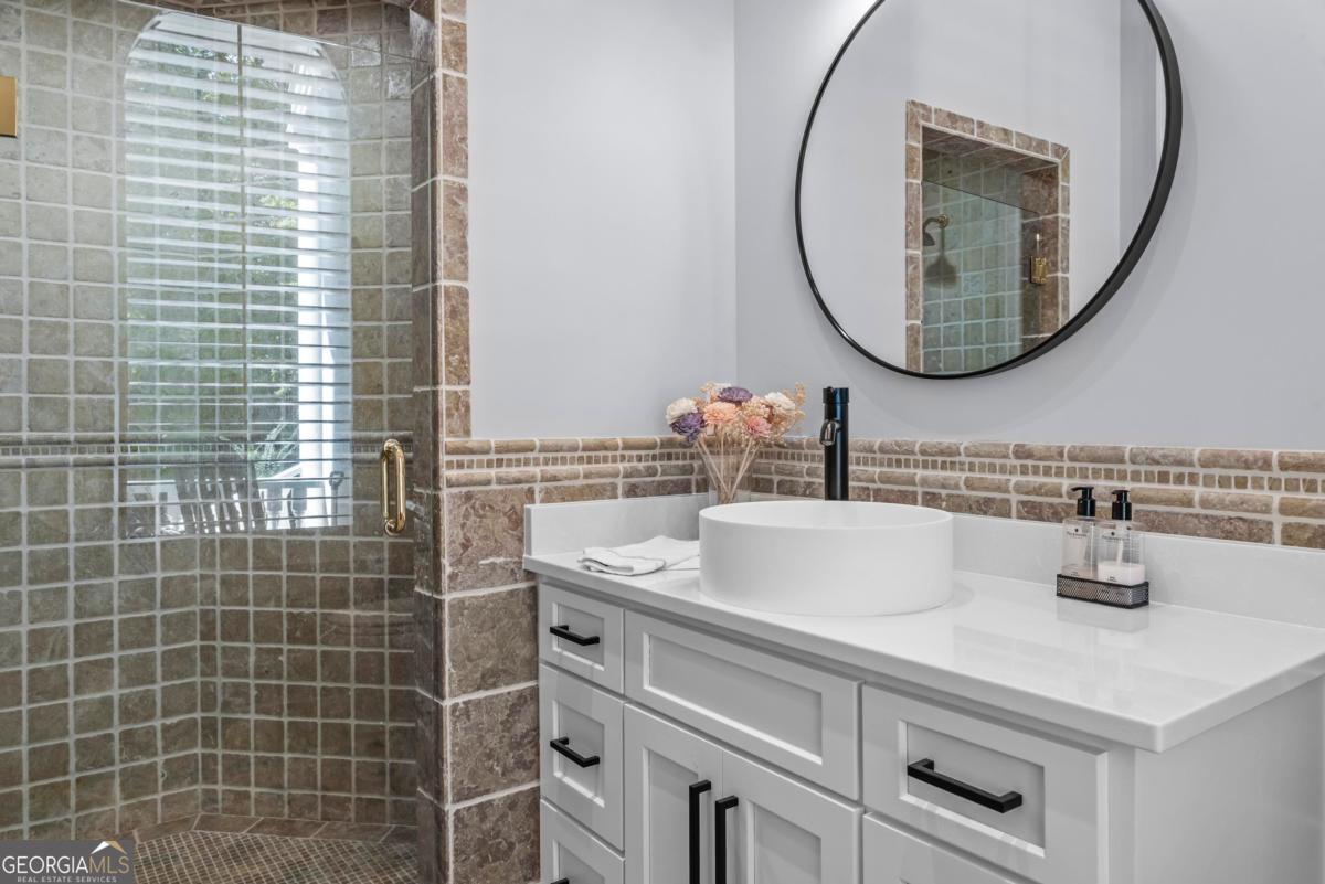 1010 Callahans Ridge Greensboro GA 30642