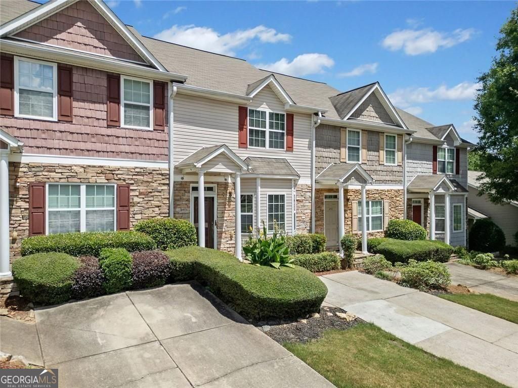 251 Derby Court Acworth GA 30102