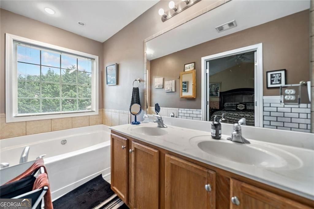 251 Derby Court Acworth GA 30102
