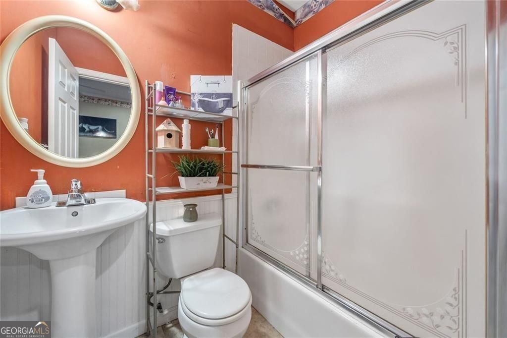 251 Derby Court Acworth GA 30102