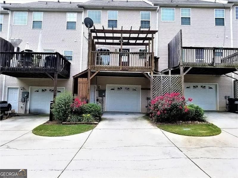 251 Derby Court Acworth GA 30102