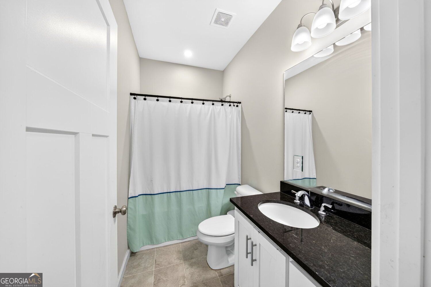 694 Railroad Avenue Comer GA 30629