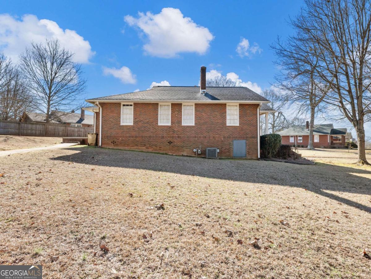 19 Fourth Street Gainesville GA 30504