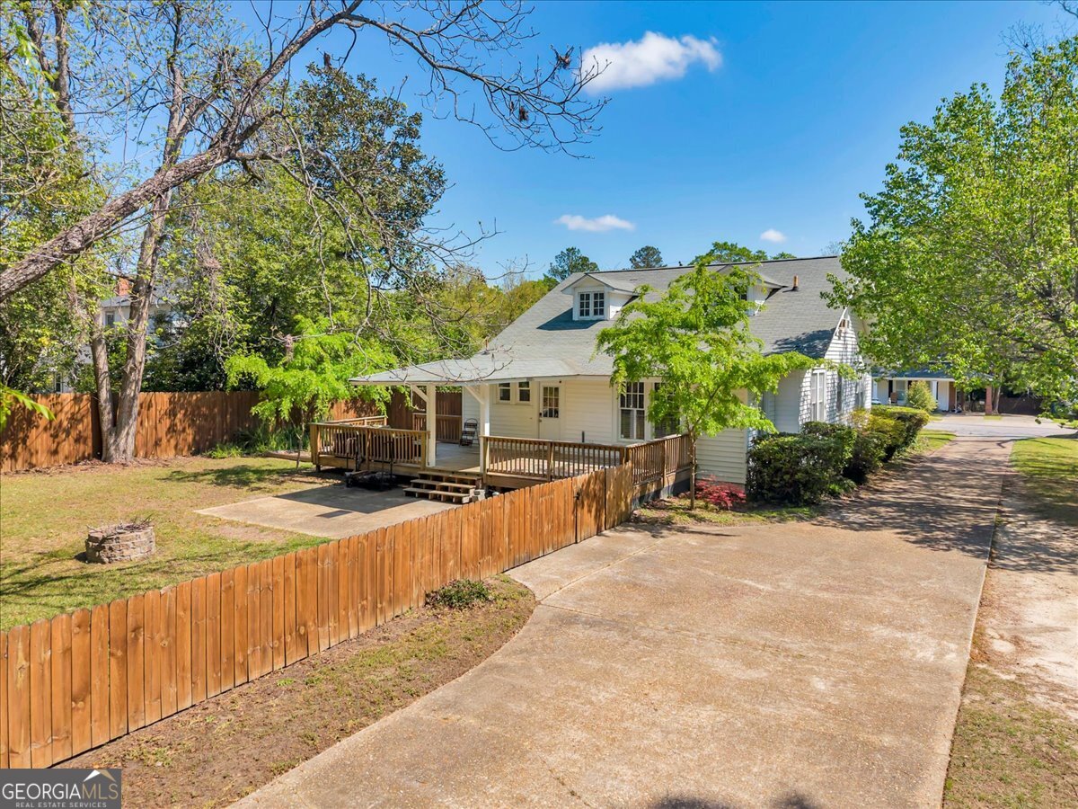 218 West Drive Dublin GA 31021