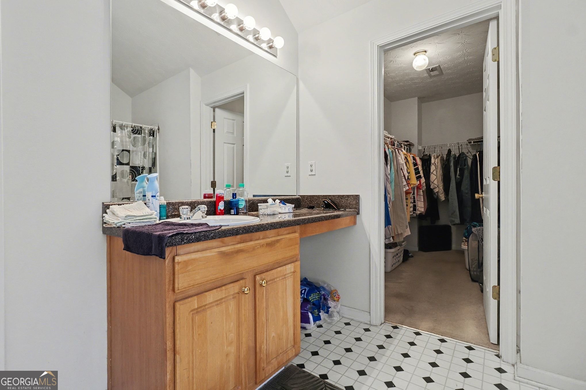 2571 S Hills Riverdale GA 30296