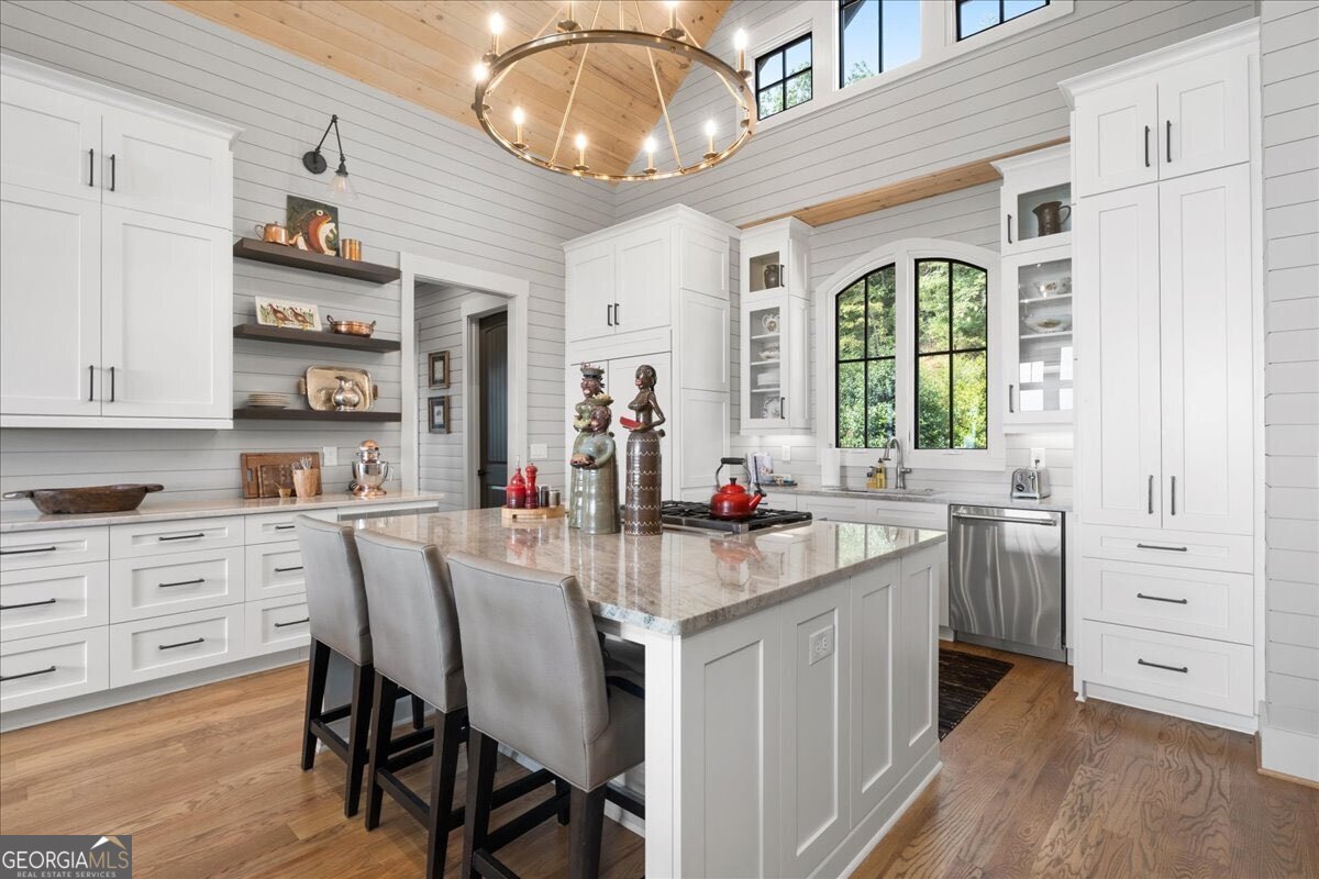 207 Utana Bluffs Trail Ellijay GA 30540