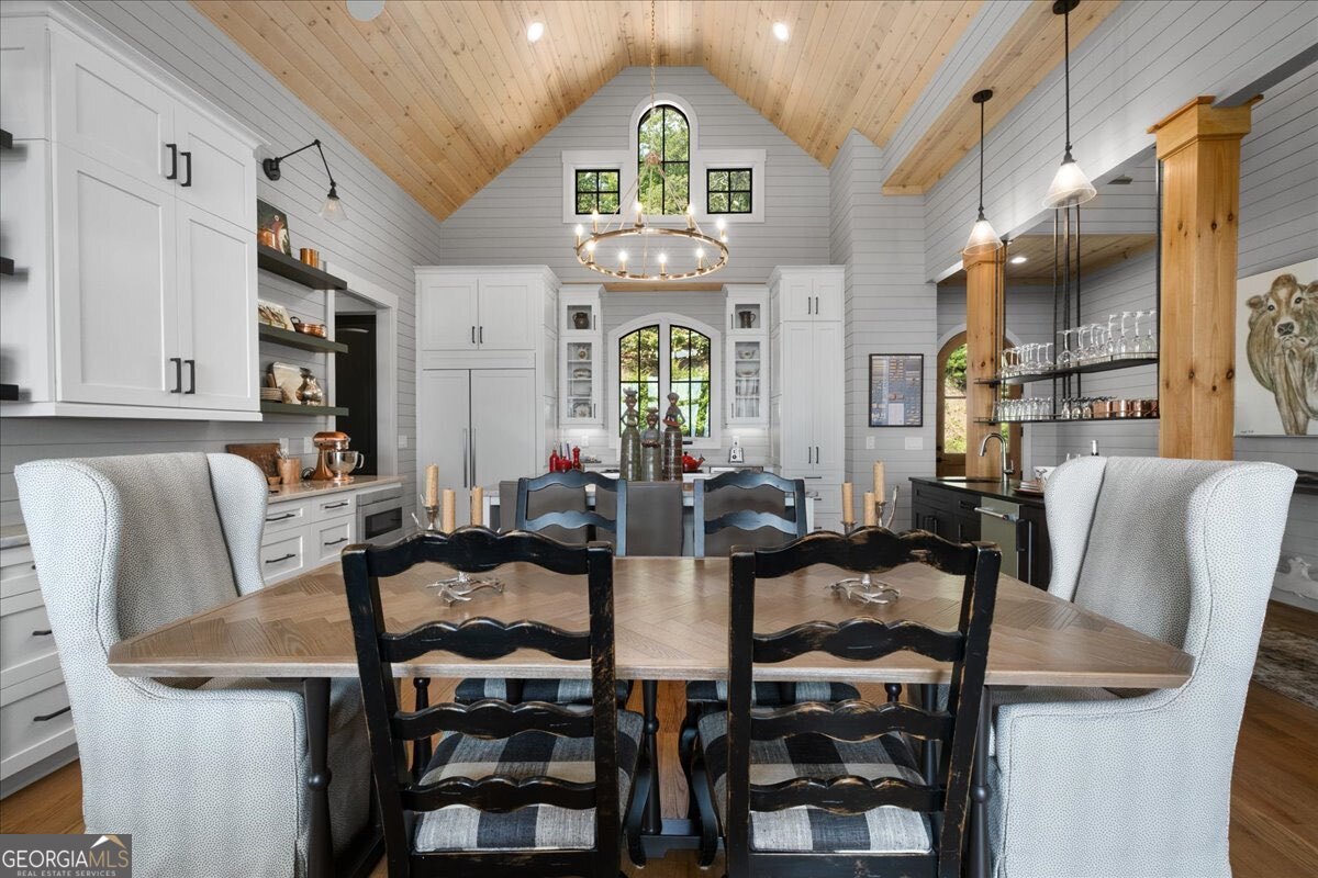 207 Utana Bluffs Trail Ellijay GA 30540