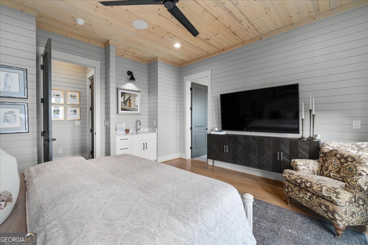 207 Utana Bluffs Trail Ellijay GA 30540