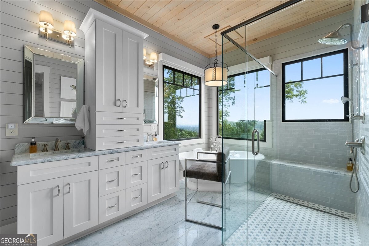 207 Utana Bluffs Trail Ellijay GA 30540