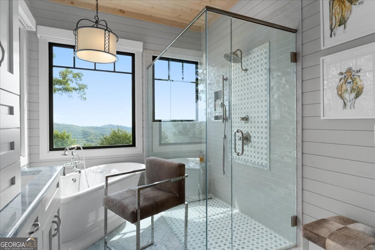 207 Utana Bluffs Trail Ellijay GA 30540