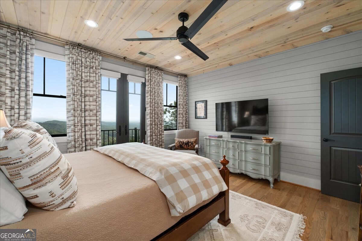 207 Utana Bluffs Trail Ellijay GA 30540