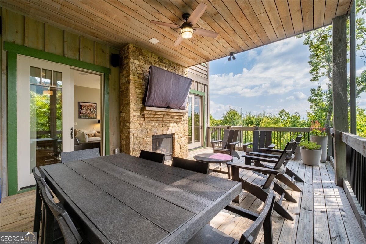 207 Utana Bluffs Trail Ellijay GA 30540