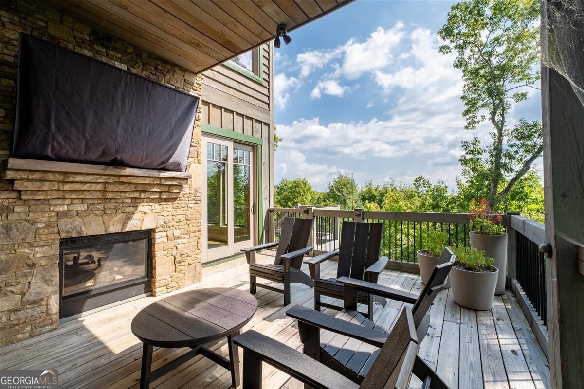 207 Utana Bluffs Trail Ellijay GA 30540