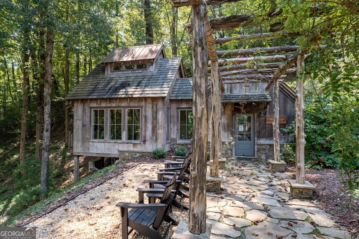 207 Utana Bluffs Trail Ellijay GA 30540