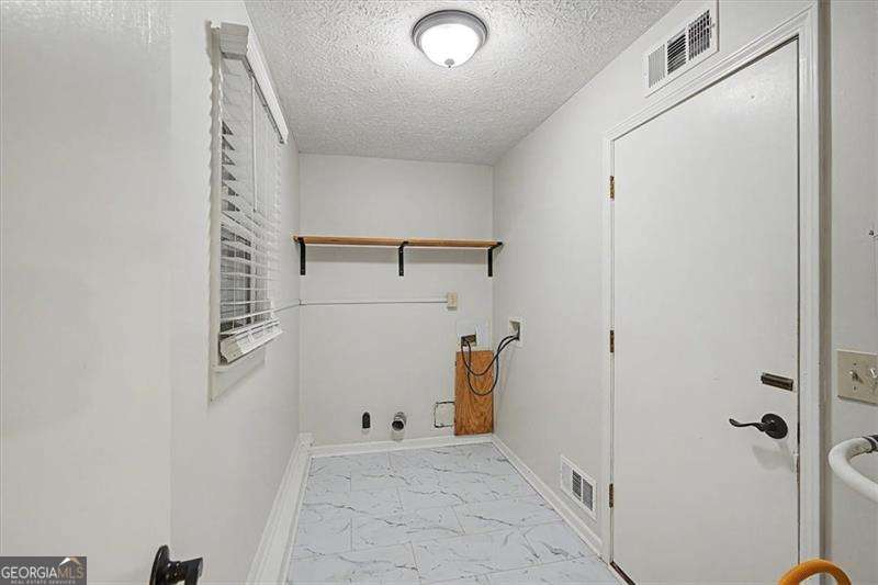 3095 Woodland Drive NW Kennesaw GA 30152