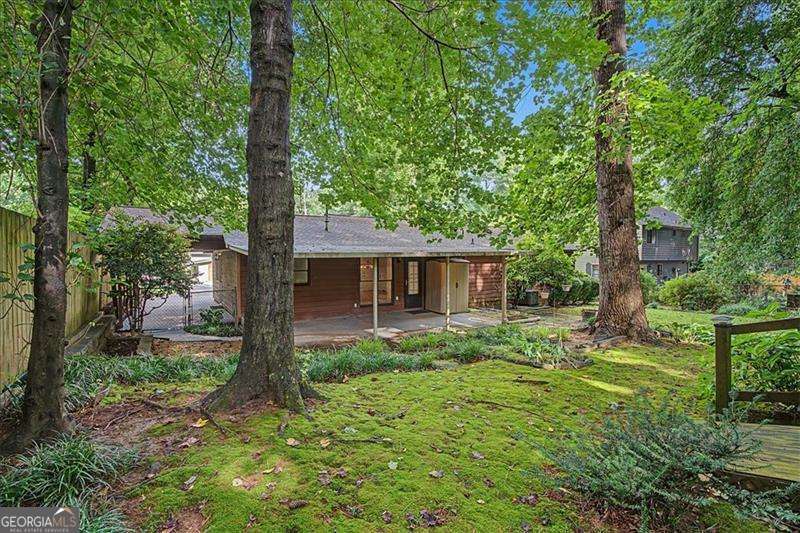 3095 Woodland Drive NW Kennesaw GA 30152